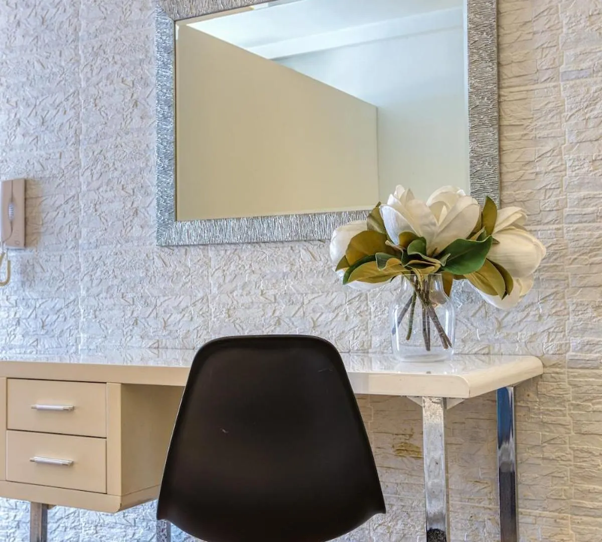 Stylish 1Bedroom Studio In The Heart Of St Julians 402 Saint Julian's Apartment
